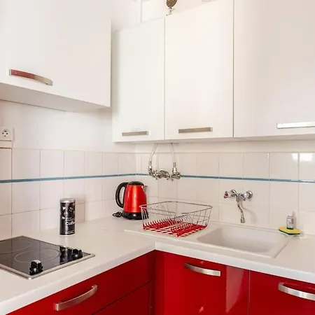Apartment Suquet Center - 100m From & 10min Palace
